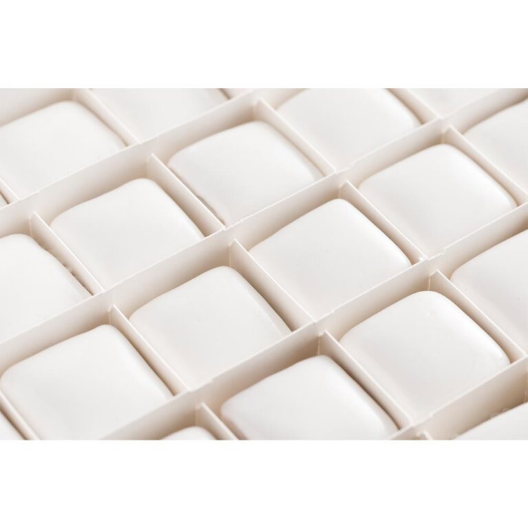 White Almond Petit Four