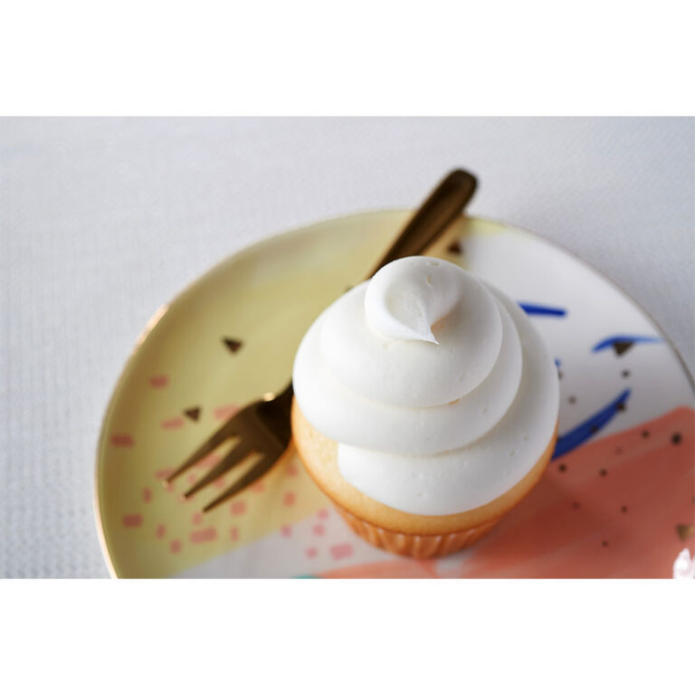 White Fluffy Frosting